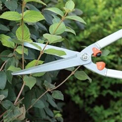 Leonard Hedge Shear, 9in Straight Blades, 29.5in Overall -Wilson Bros Gardens Shop 91295 5