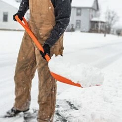 Poly Scoop Shovel By A.M. Leonard, 17in X 14in Blade, 25in D-Grip Handle, Lifetime Warranty -Wilson Bros Gardens Shop ap140 7 1