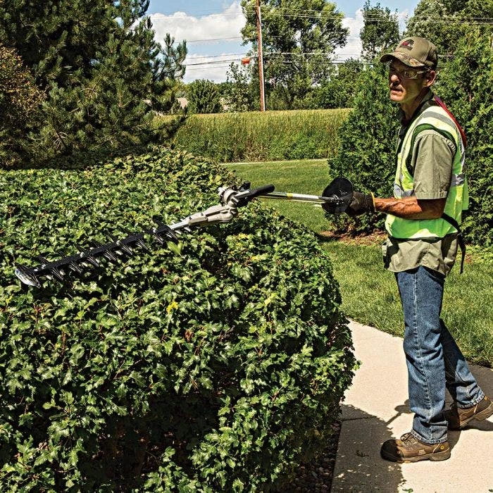 Echo HCA-2620 Hedge Trimmer Articulating 25.4cc Engine 20in Double-Sided Double-Reciprocating Blade 7 Echo HCA-2620 Hedge Trimmer Articulating 25.4cc Engine 20in Double-Sided Double-Reciprocating Blade - Image 7