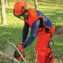 Chainsaw ProVest 2, Large -Wilson Bros Gardens Shop je70 2