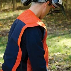 Chainsaw ProVest 2 7 Chainsaw ProVest 2 -Wilson Bros Gardens Shop je70 3 2