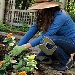 Kneelo Ultra-Cushion Knee Pads, Green -Wilson Bros Gardens Shop kneepad 7g live