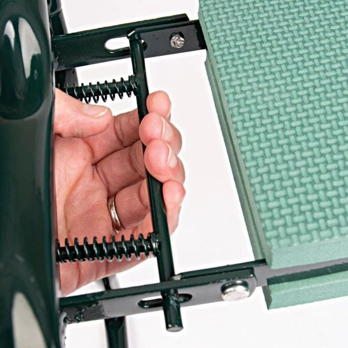 Garden Kneeler & Bench, Green 8 Garden Kneeler & Bench, Green - Image 8