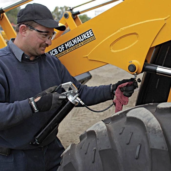 Lumax Pistol Grease Gun With 18-Inch Flex Hose 2 Lumax Pistol Grease Gun With 18-Inch Flex Hose - Image 2