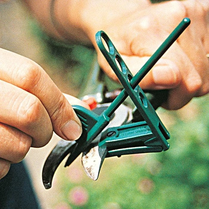 Multi-Sharp Guided Pruner & Lopper Sharpener 2 Multi-Sharp Guided Pruner & Lopper Sharpener - Image 2