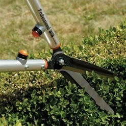 Bahco Pro Super Light 10-inch Slim Blade Hedge Shears, 26-inch Overall Length -Wilson Bros Gardens Shop p54h25 4