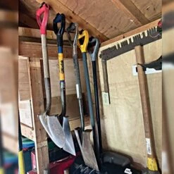 SHOPCLIP Composite Storage Clips Package Of 6 -Wilson Bros Gardens Shop shopclip in use2