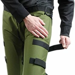 Hedge Trimmer Chaps With Kneepads -Wilson Bros Gardens Shop vp ahtc 2
